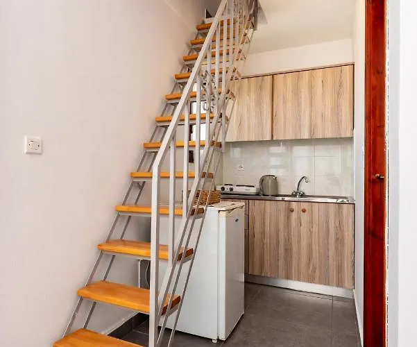 Marina's * Периволос