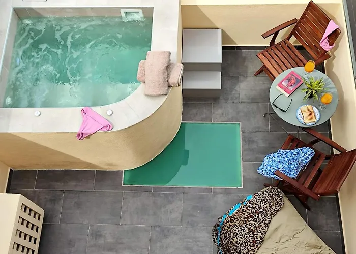 Marina's * Периволос